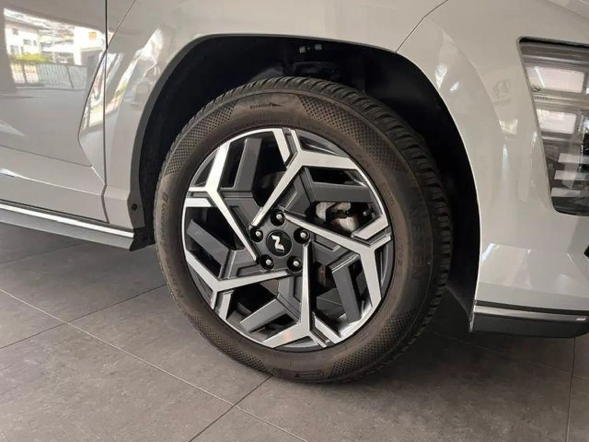 Hyundai Kona usata a Verbano Cusio Ossola (5)