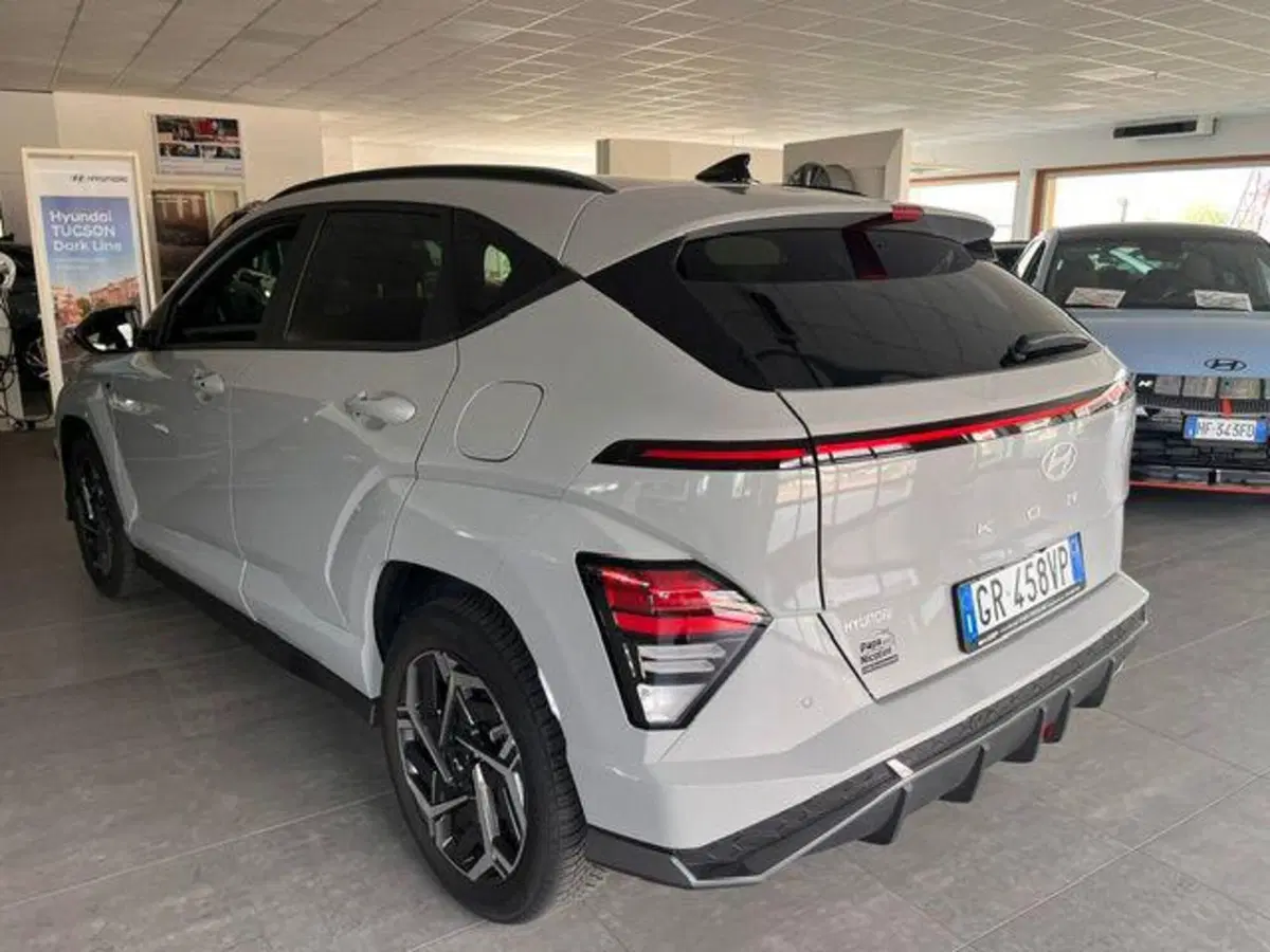 Hyundai Kona usata a Verbano Cusio Ossola (8)