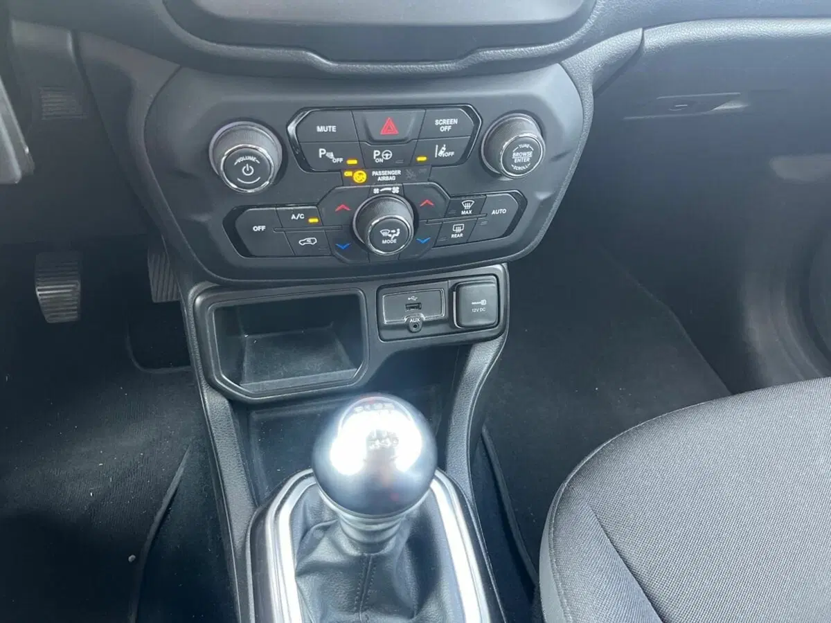 Jeep Renegade usata a Sondrio (14)