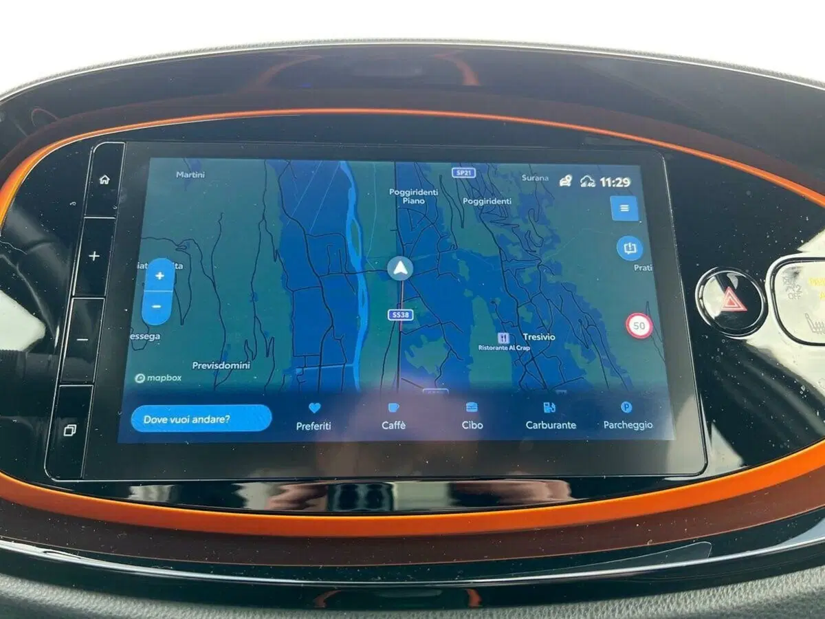 Toyota Aygo X usata a Sondrio (13)