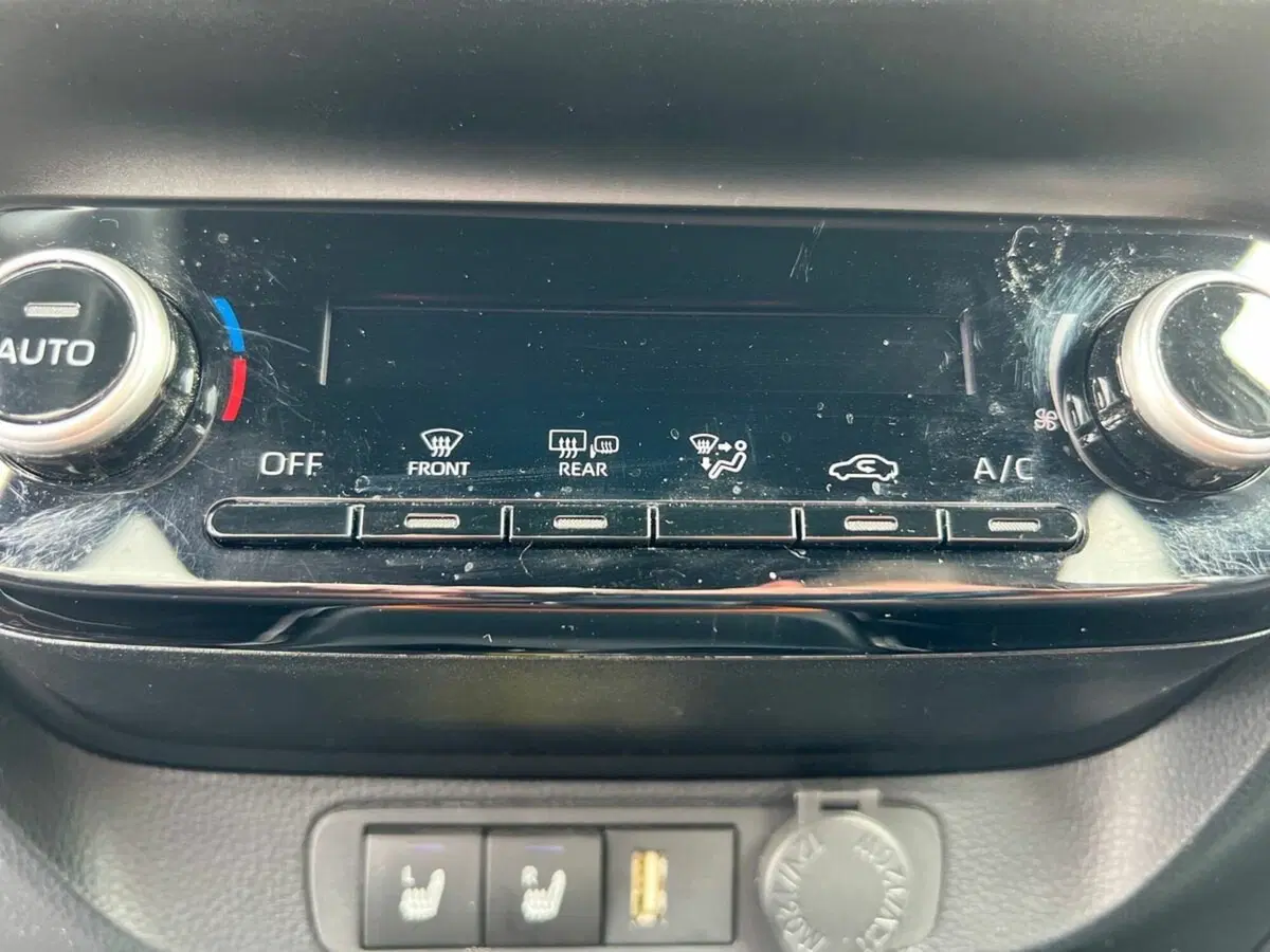 Toyota Aygo X usata a Sondrio (14)