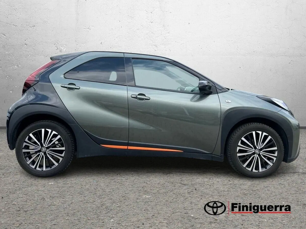 Toyota Aygo X usata a Sondrio (5)