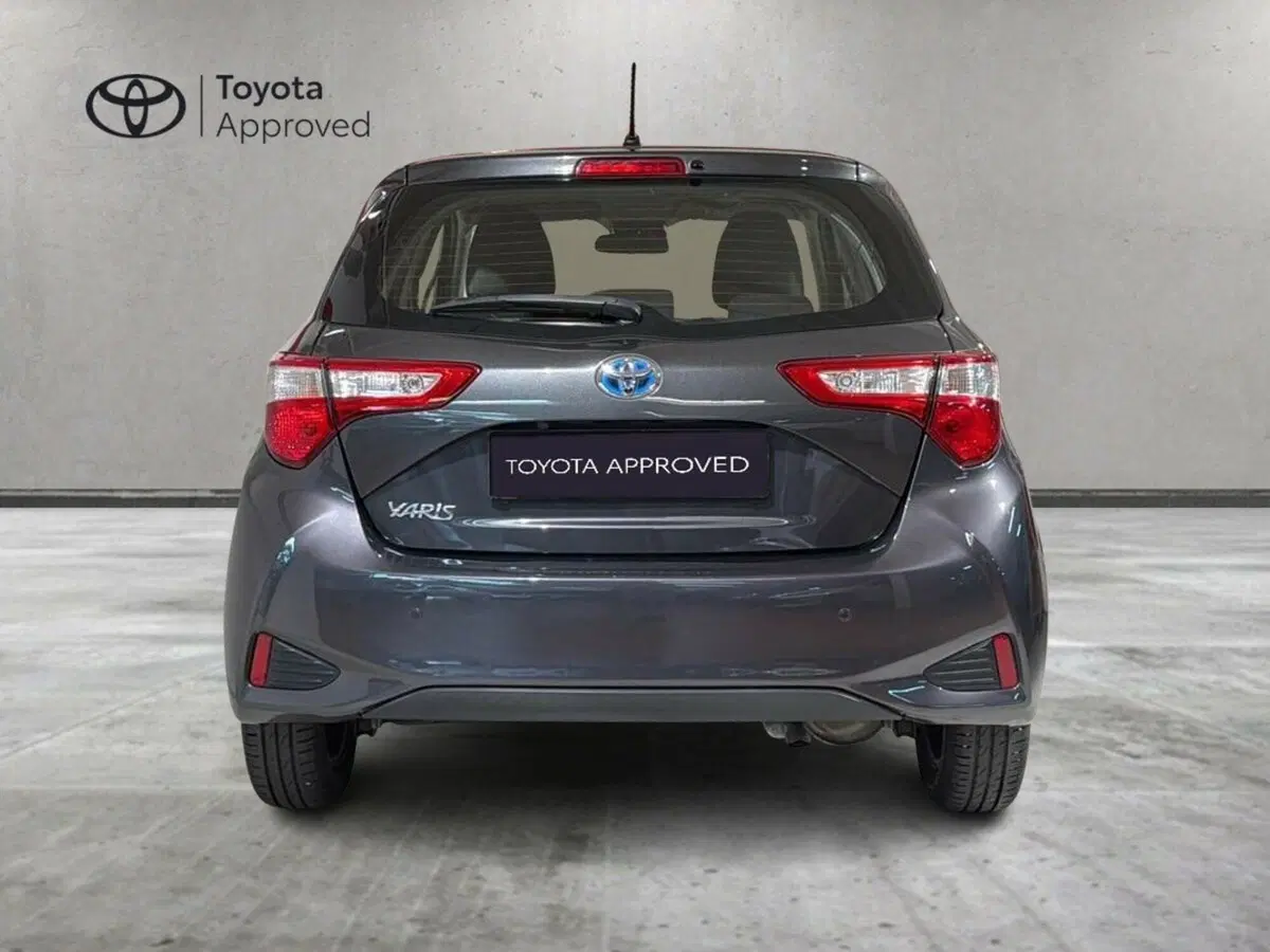 Toyota Yaris usata a Lecco (11)