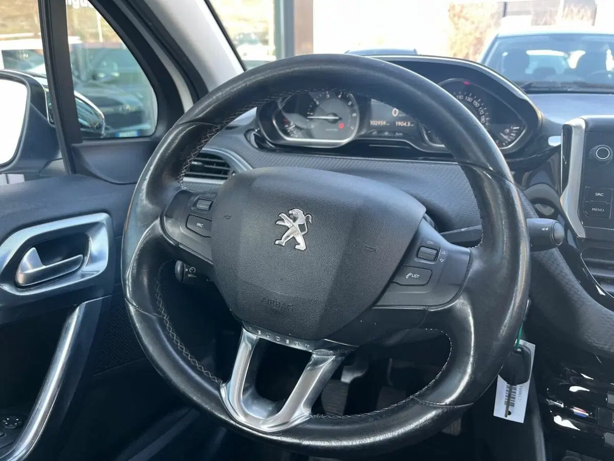 Peugeot 2008 usata a Sondrio (14)