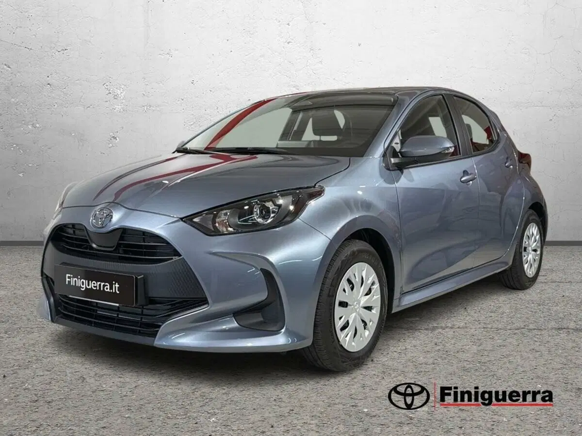 Toyota Yaris nuova a Lecco