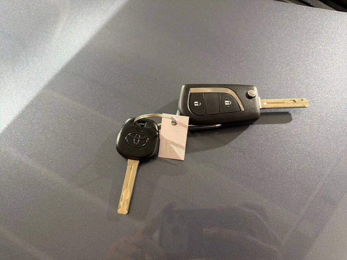 Toyota Yaris nuova a Lecco (17)