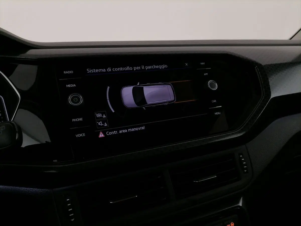 Volkswagen T-Cross usata a Roma (16)