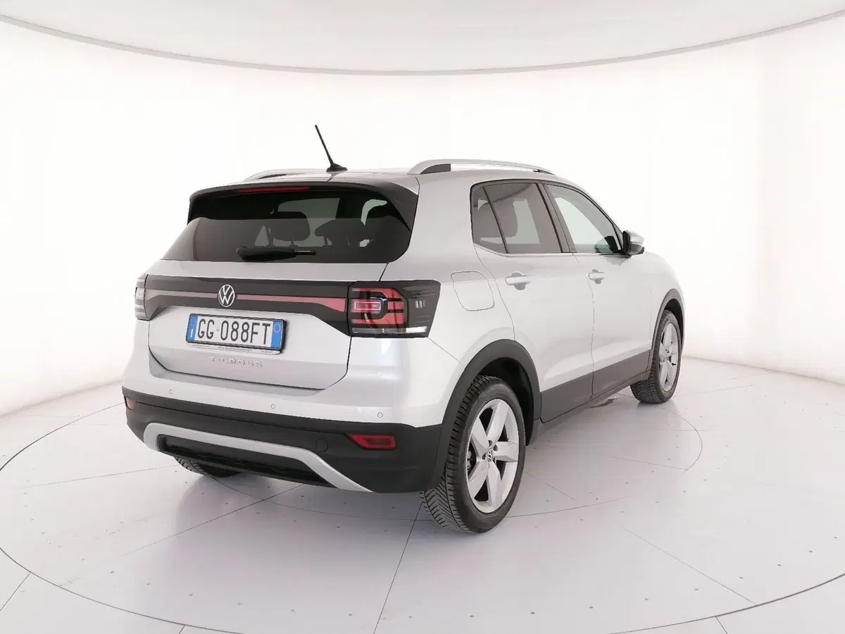 Volkswagen T-Cross usata a Roma (2)