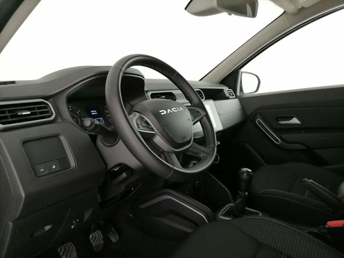 Dacia Duster usata a Roma (11)