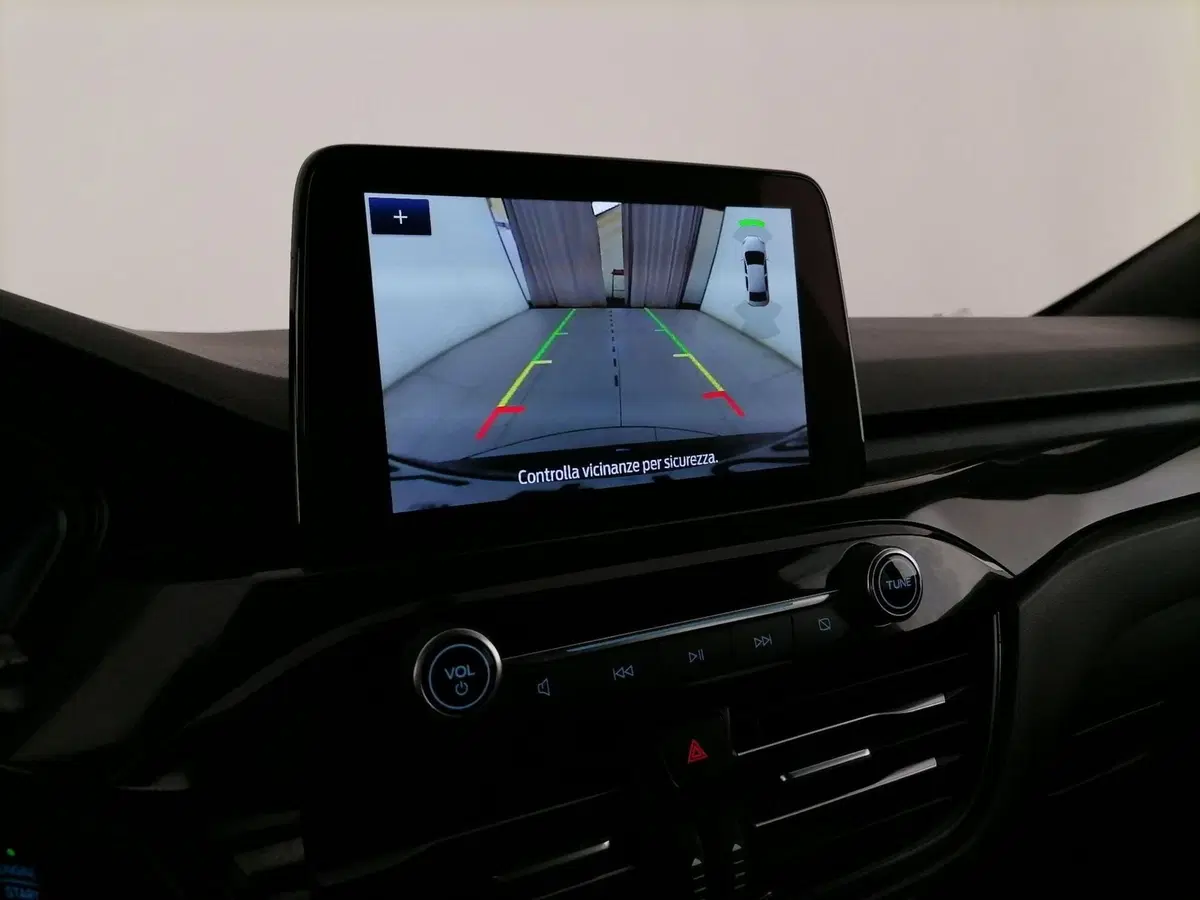 Ford Kuga usata a Roma (17)