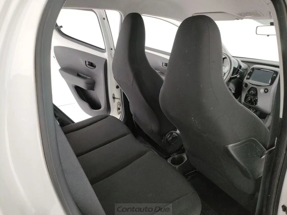 Peugeot 108 usata a Caserta (12)