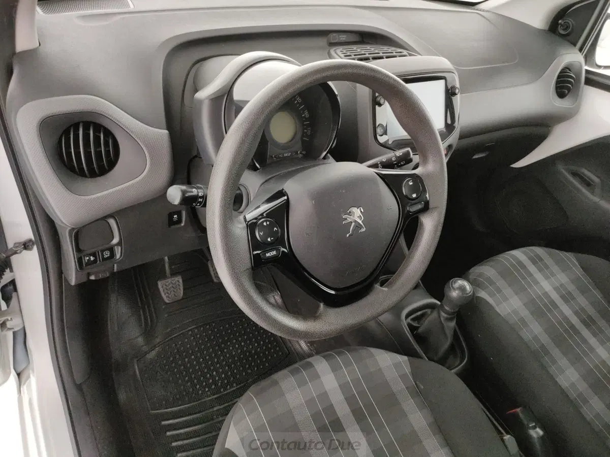 Peugeot 108 usata a Caserta (18)