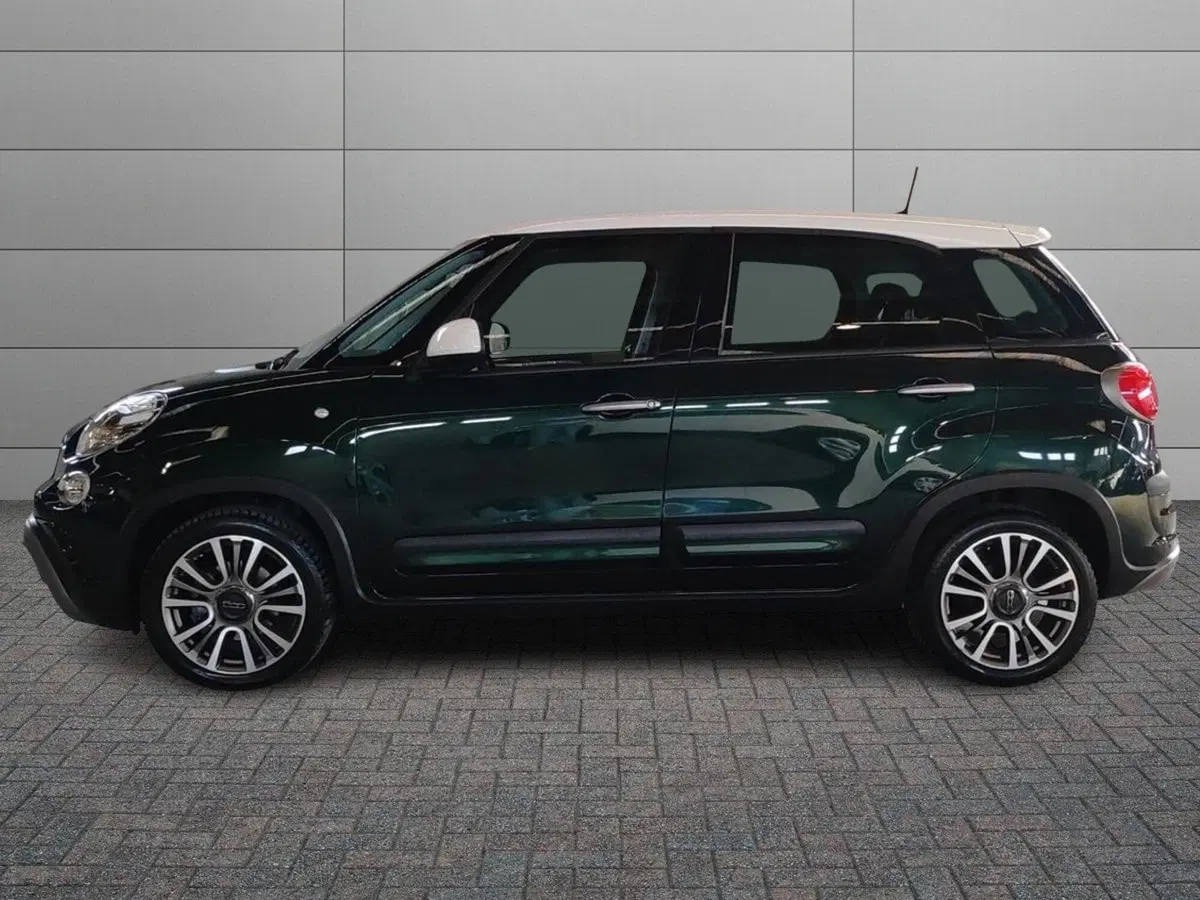 Fiat 500L usata a Milano (3)