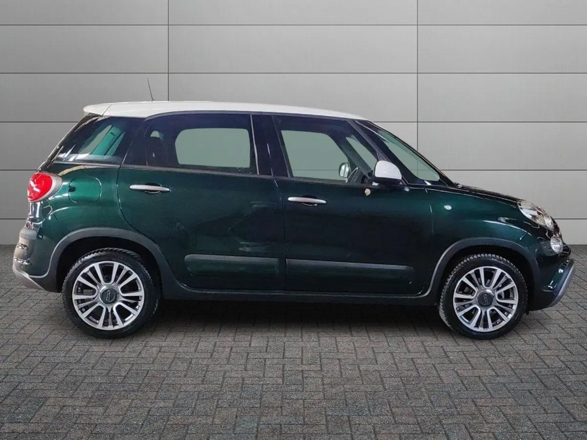 Fiat 500L usata a Milano (4)