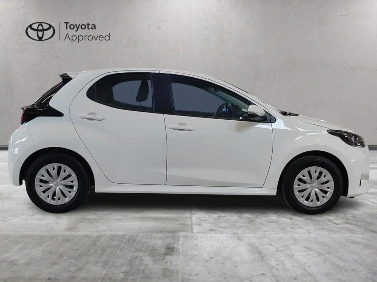 Toyota Yaris usata a Milano (4)