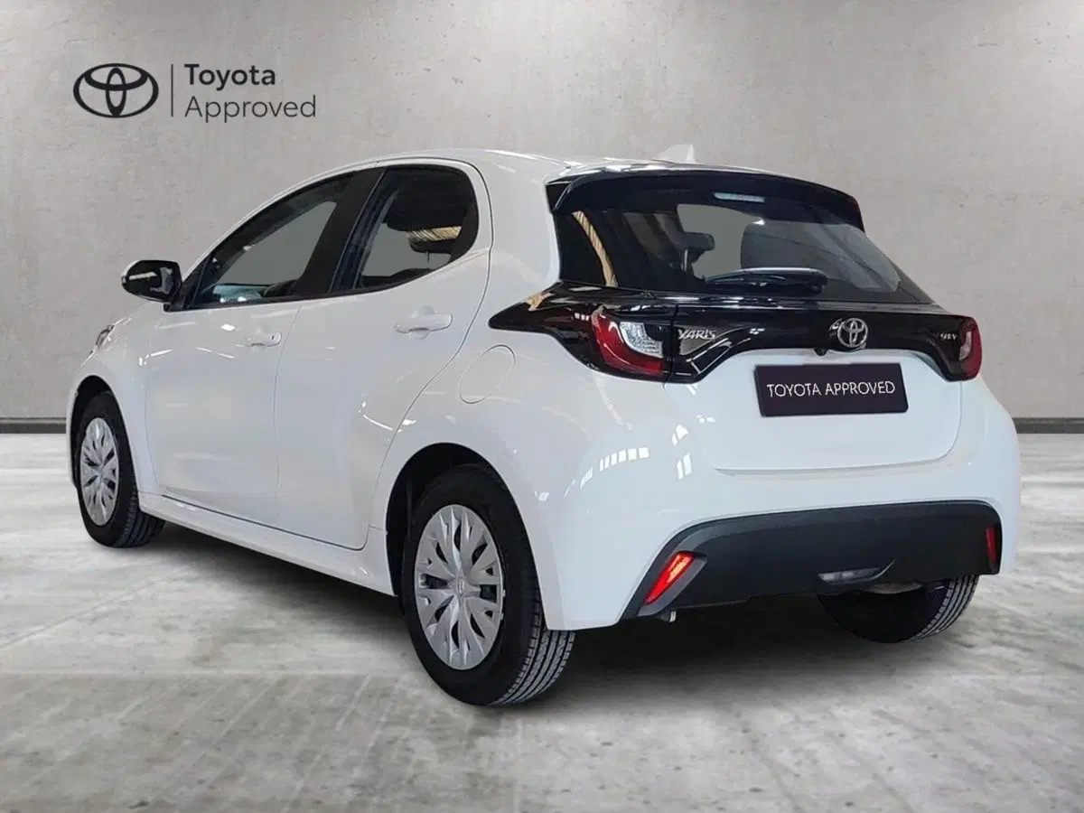 Toyota Yaris usata a Milano (5)