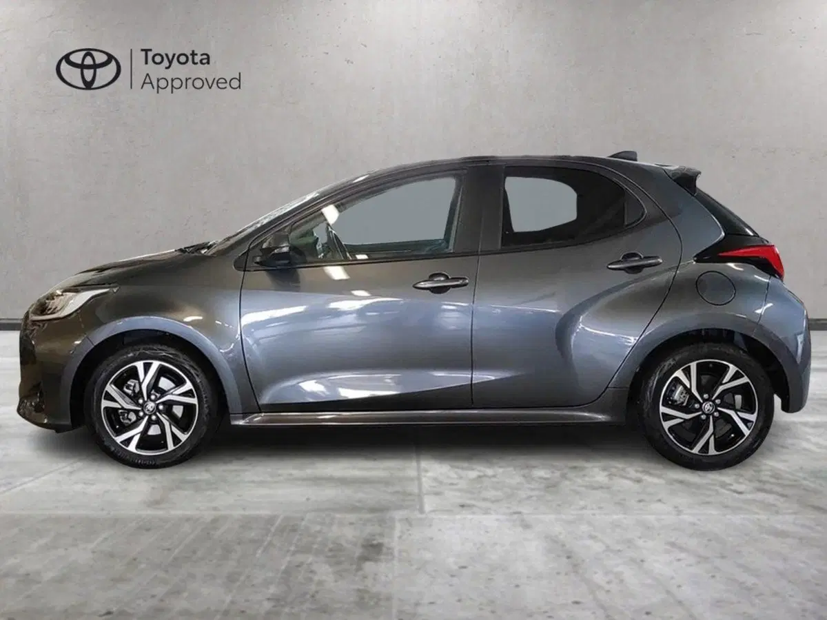 Toyota Yaris usata a Milano (4)