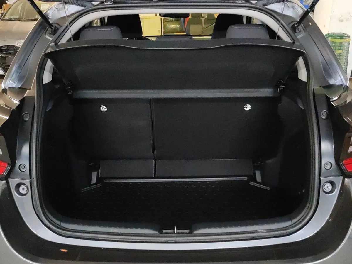 Toyota Yaris usata a Milano (7)