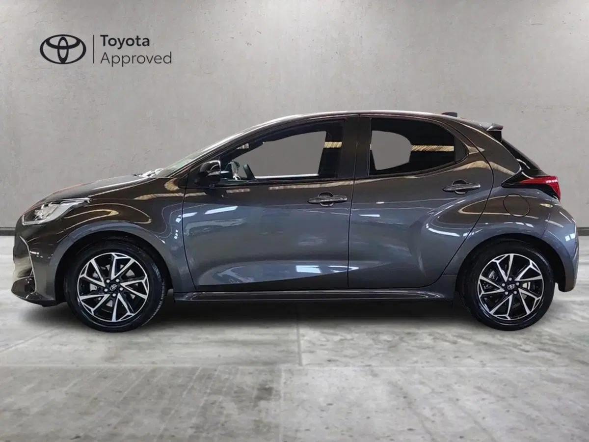 Toyota Yaris usata a Milano (4)