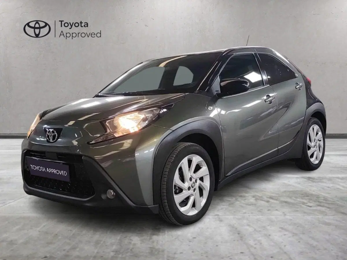 Toyota Aygo X usata a Milano