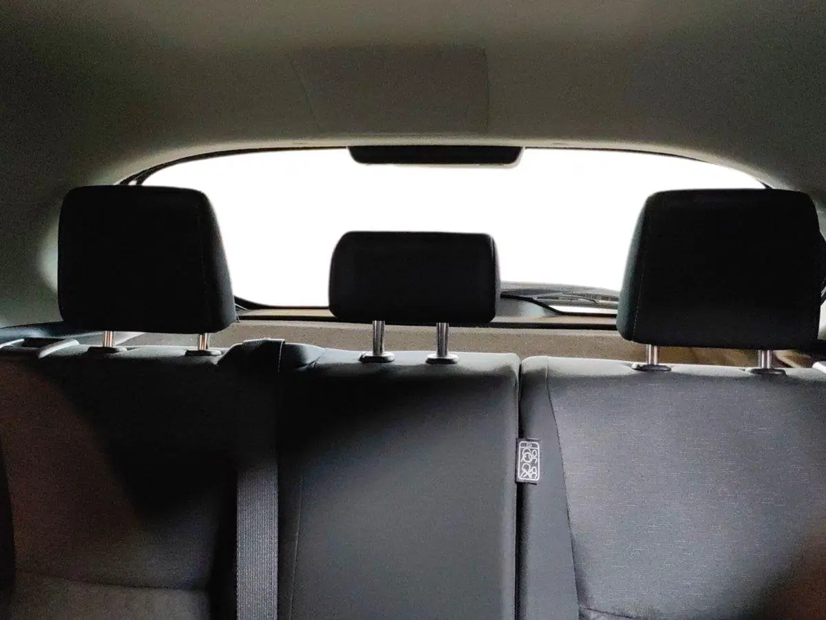 Toyota Yaris usata a Milano (12)