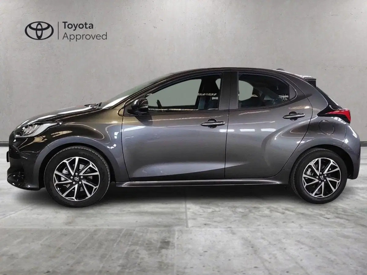 Toyota Yaris usata a Milano (4)