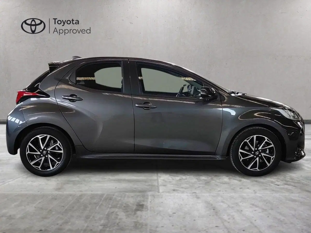 Toyota Yaris usata a Milano (5)