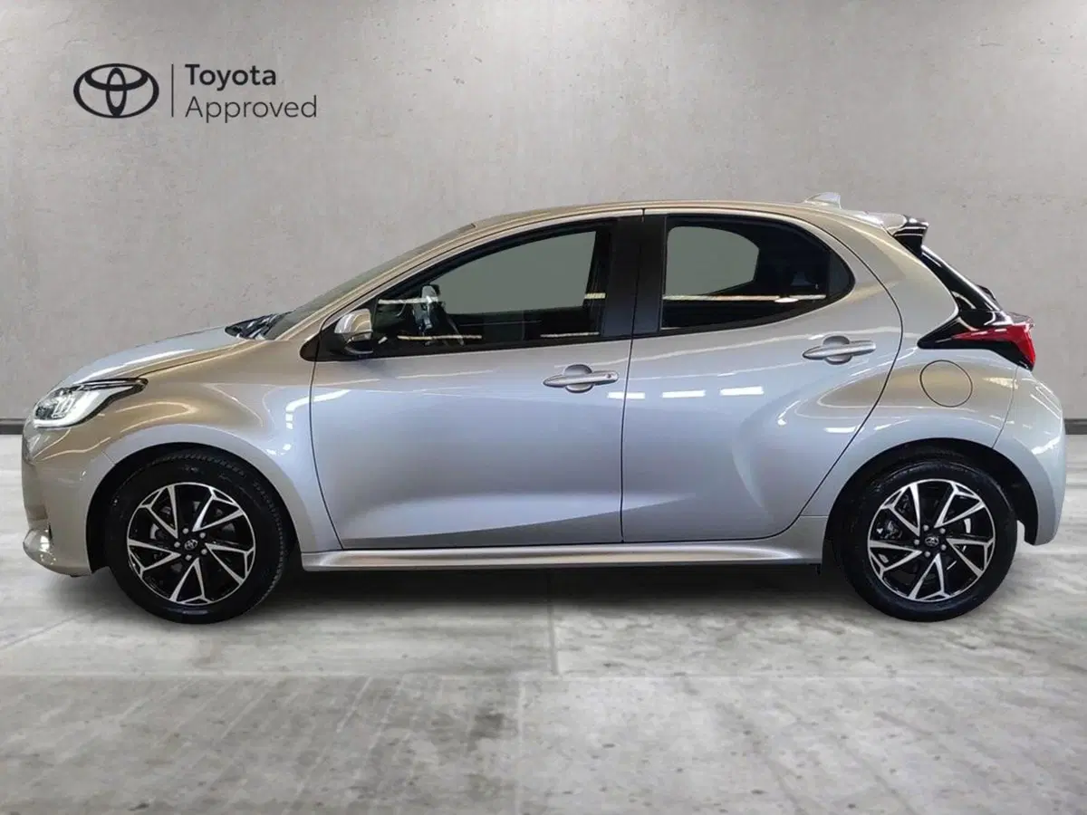 Toyota Yaris usata a Milano (4)