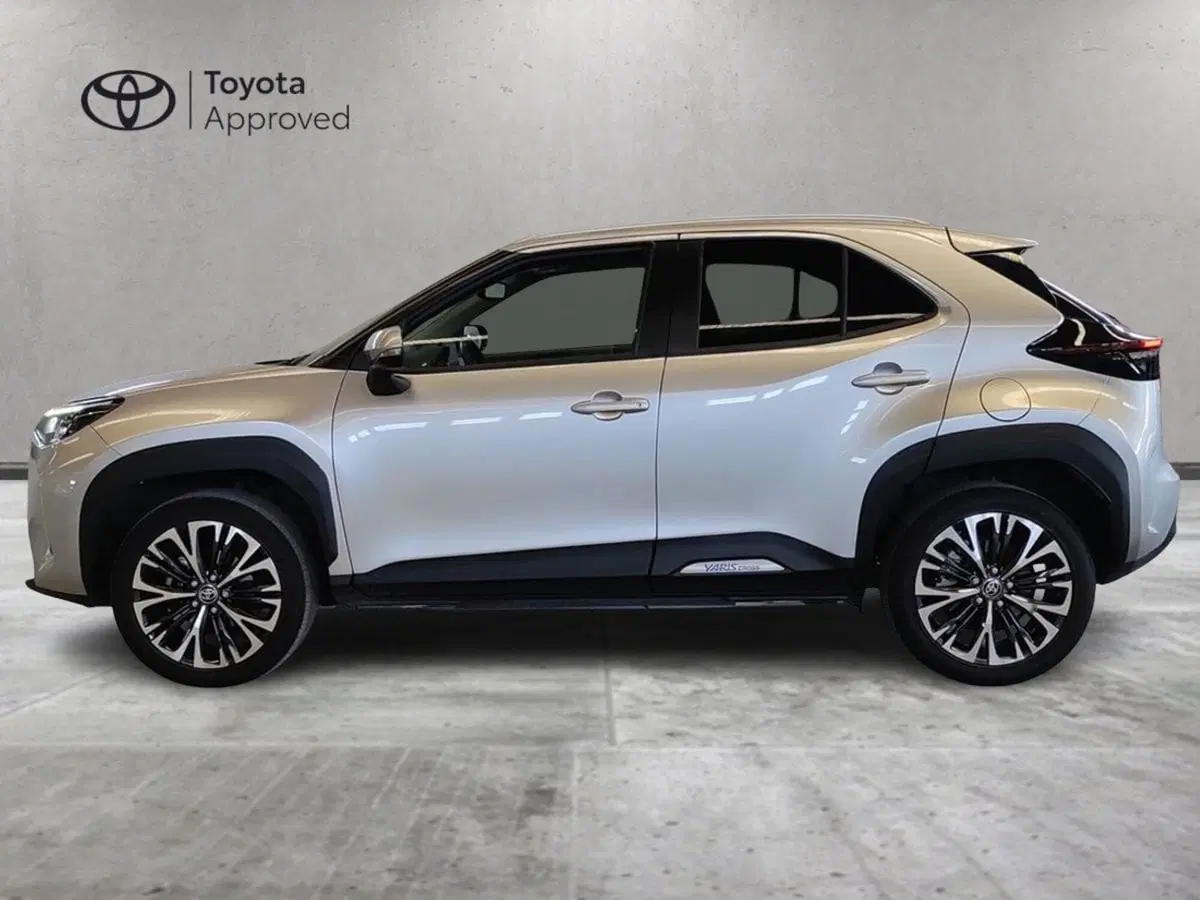 Toyota Yaris Cross usata a Milano (4)