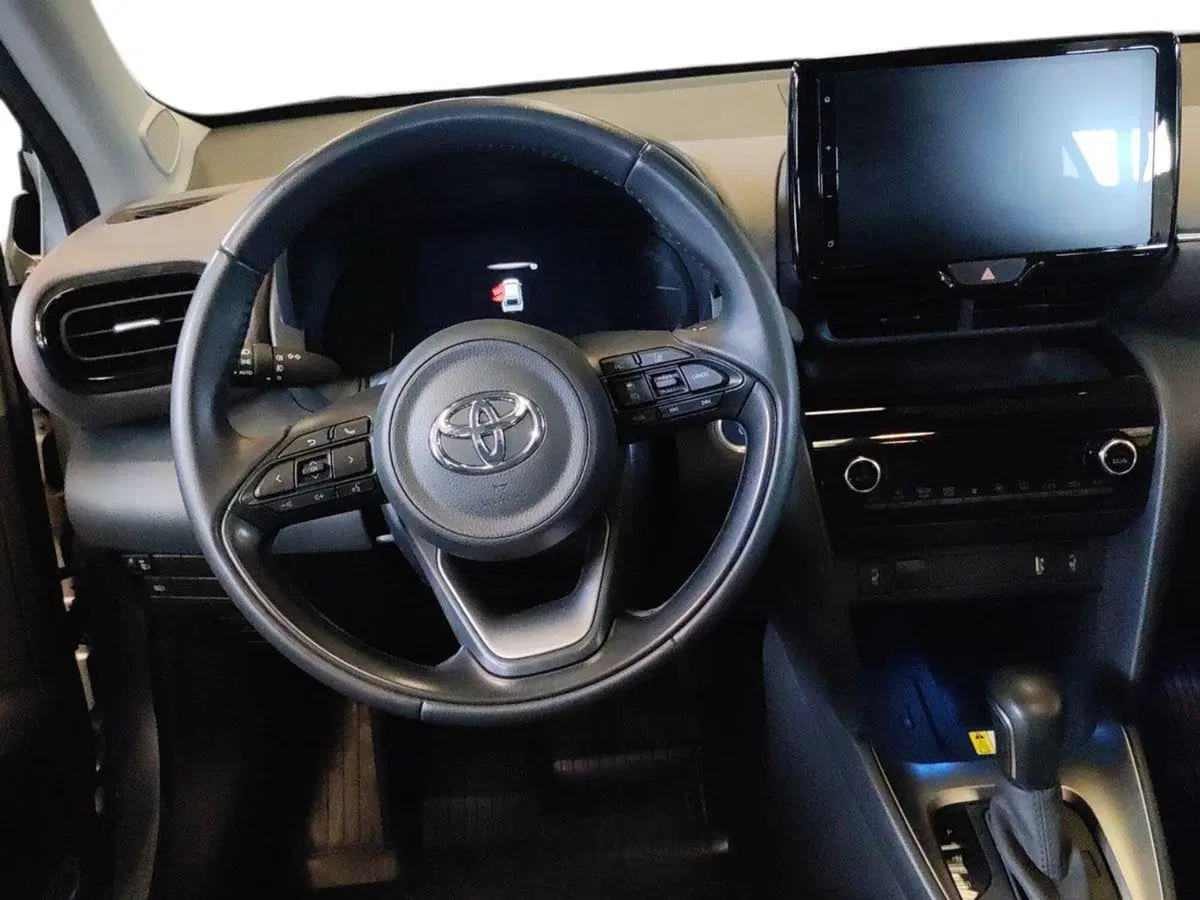 Toyota Yaris Cross usata a Milano (9)