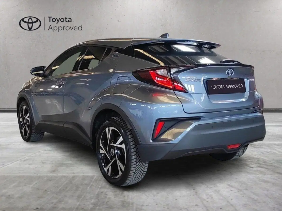 Toyota Toyota C-HR usata a Milano (6)
