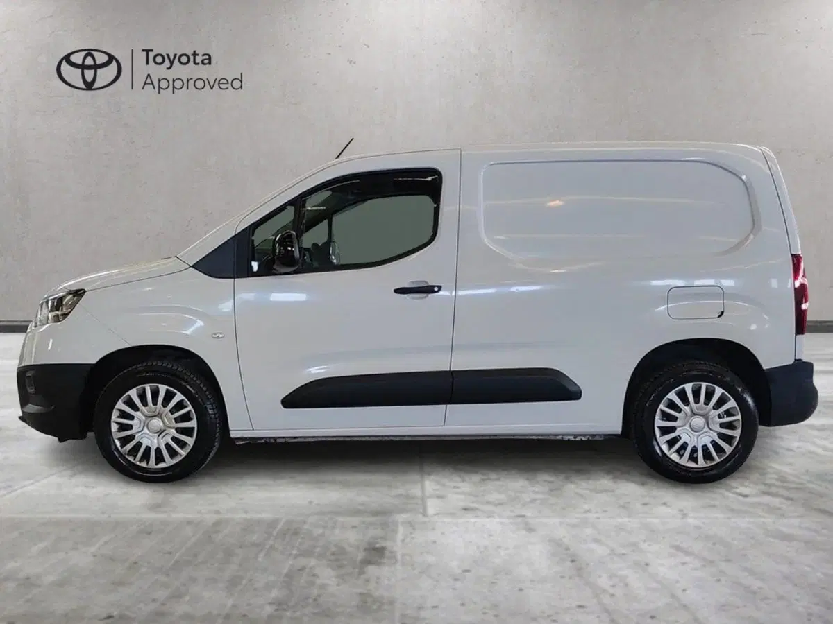 Toyota Proace City usata a Milano (4)