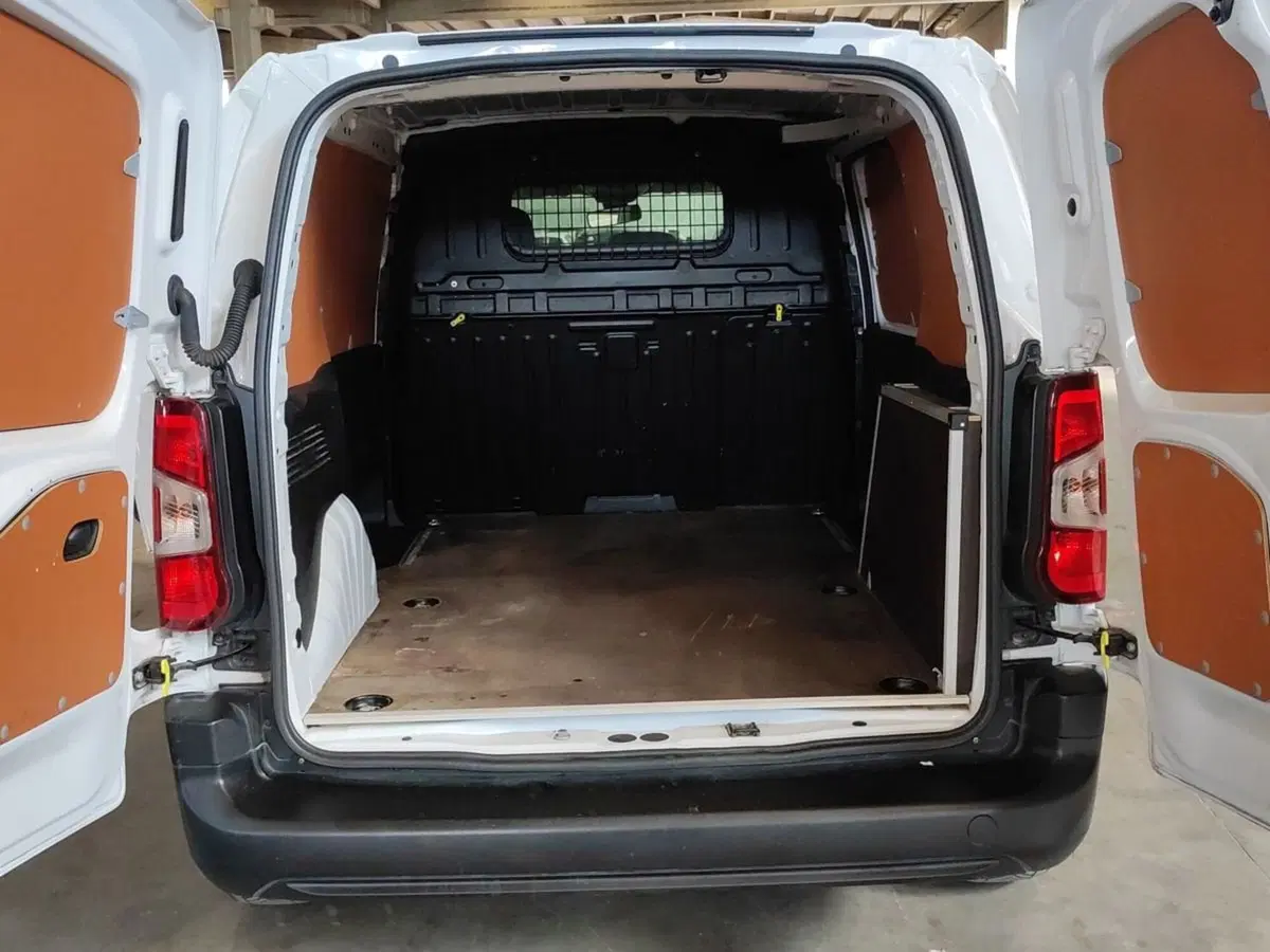 Toyota Proace City usata a Milano (7)