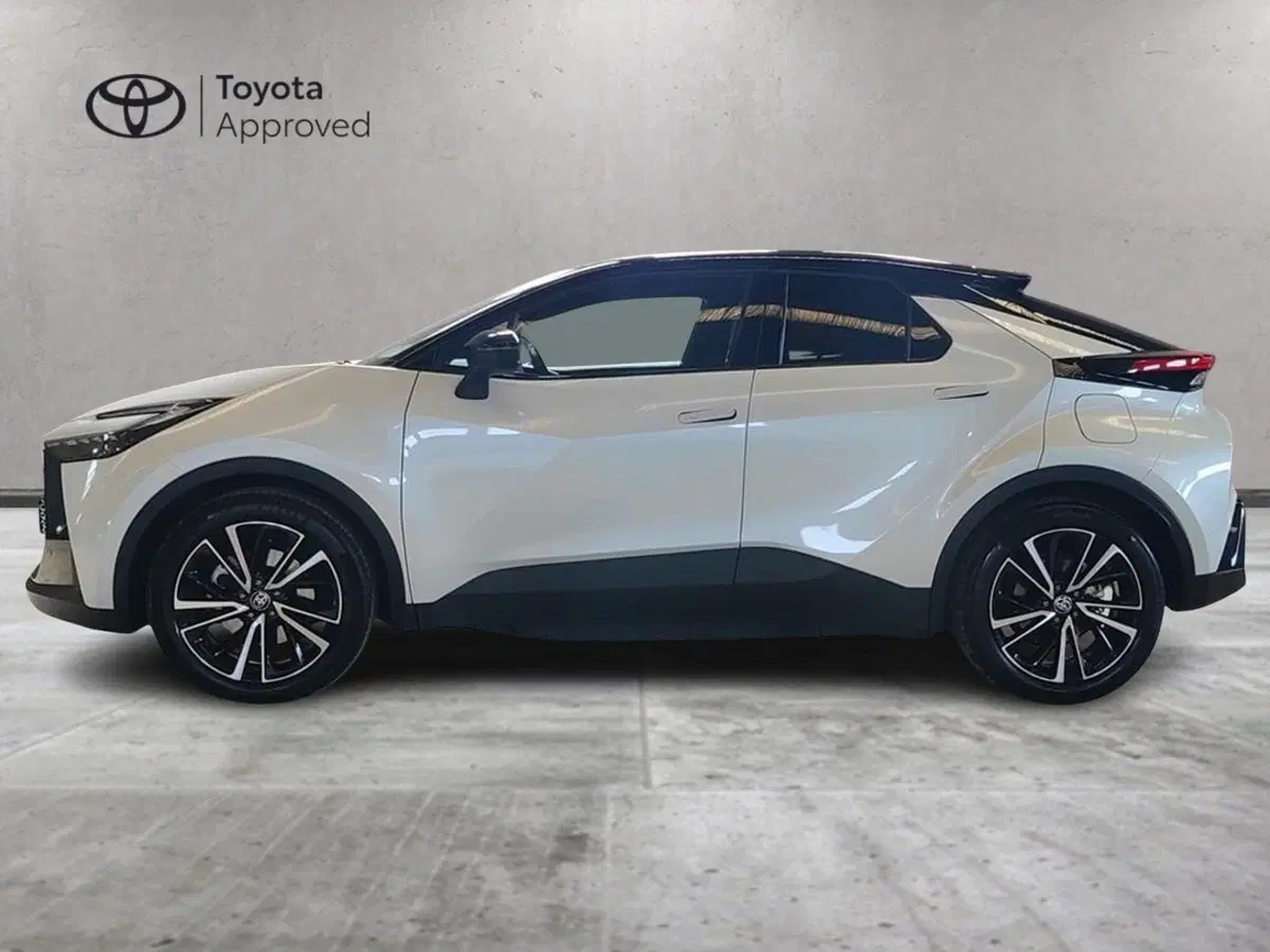 Toyota Toyota C-HR usata a Milano (3)