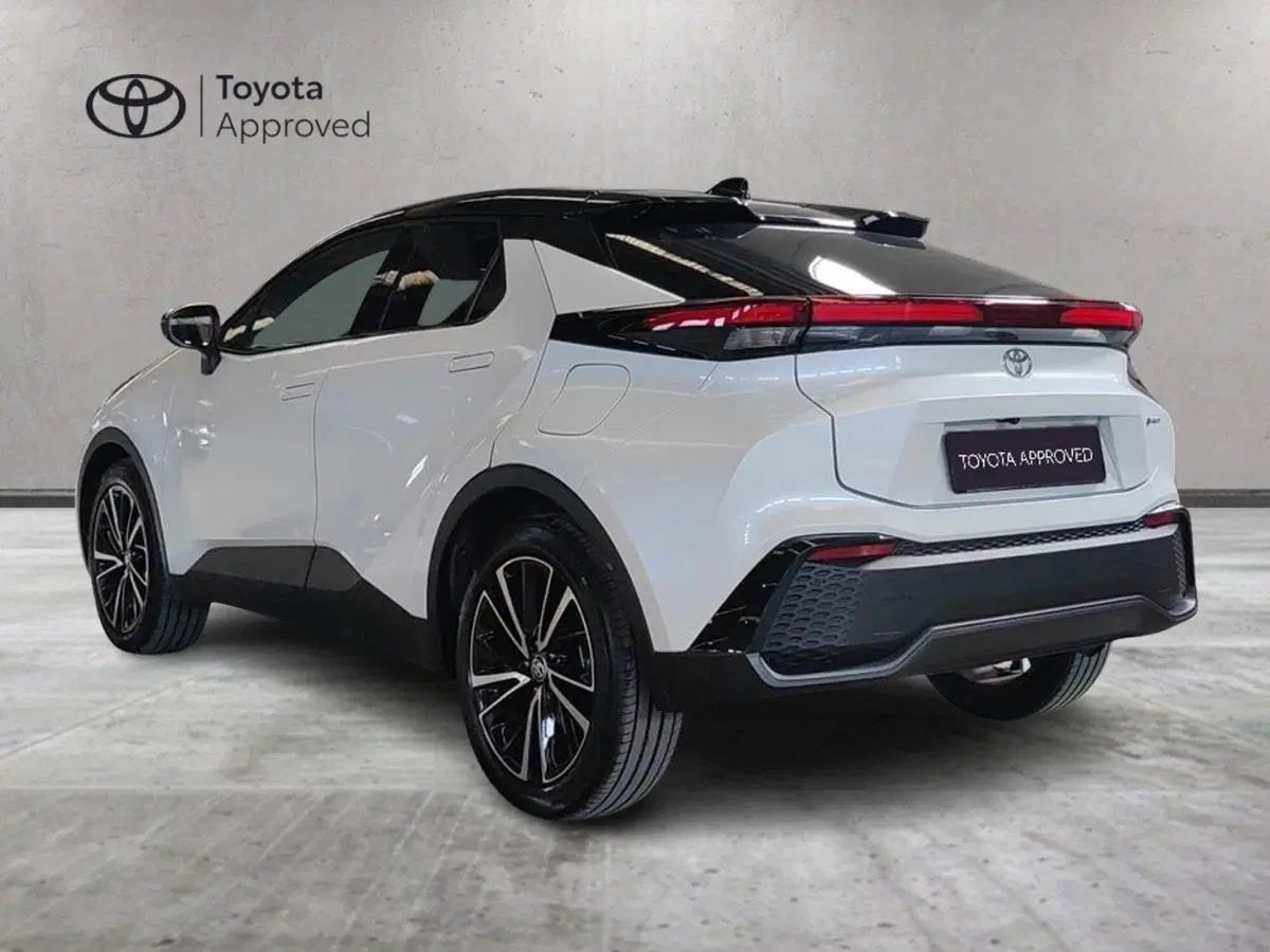 Toyota Toyota C-HR usata a Milano (5)