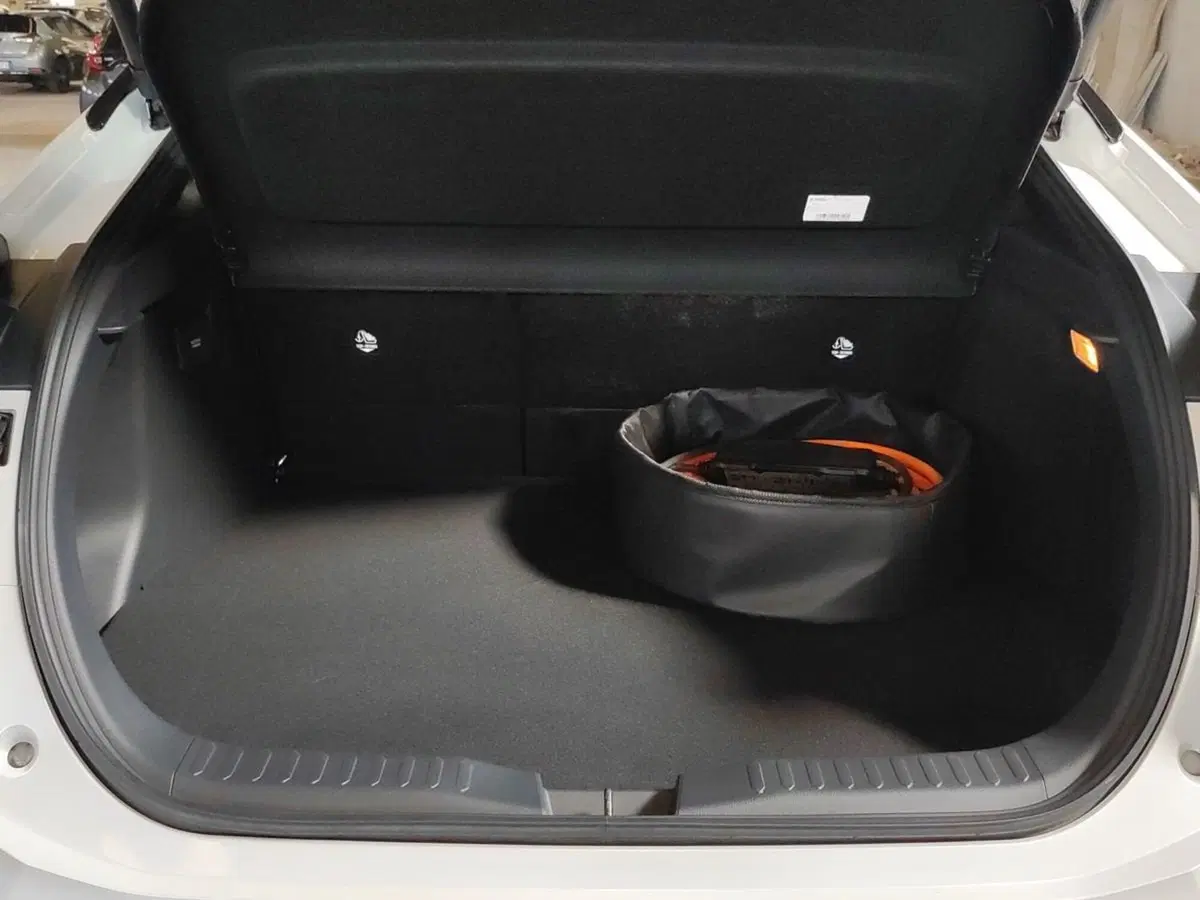 Toyota Toyota C-HR usata a Milano (6)