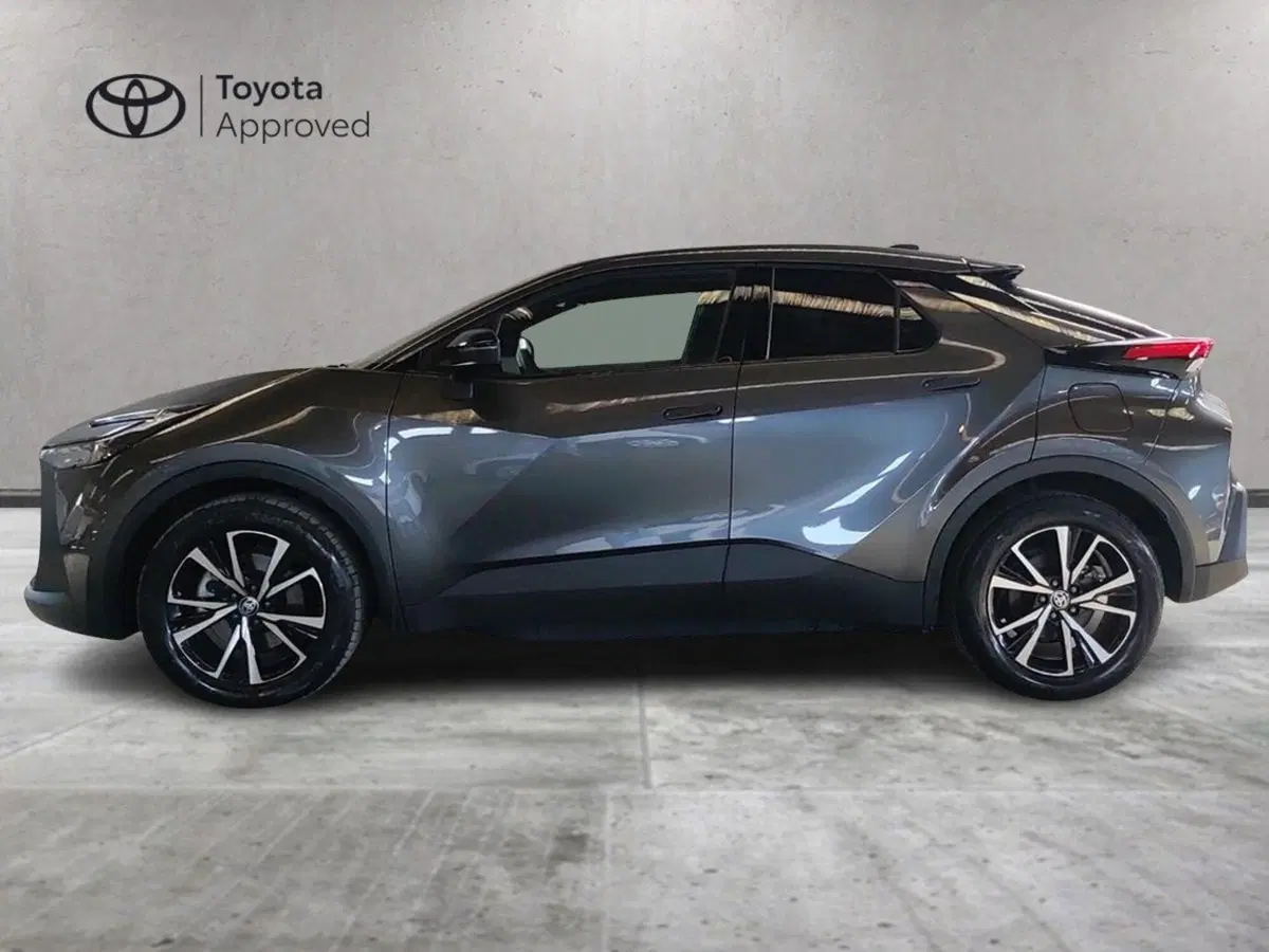 Toyota Toyota C-HR usata a Milano (3)