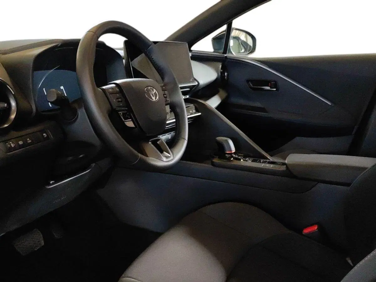 Toyota Toyota C-HR usata a Milano (7)