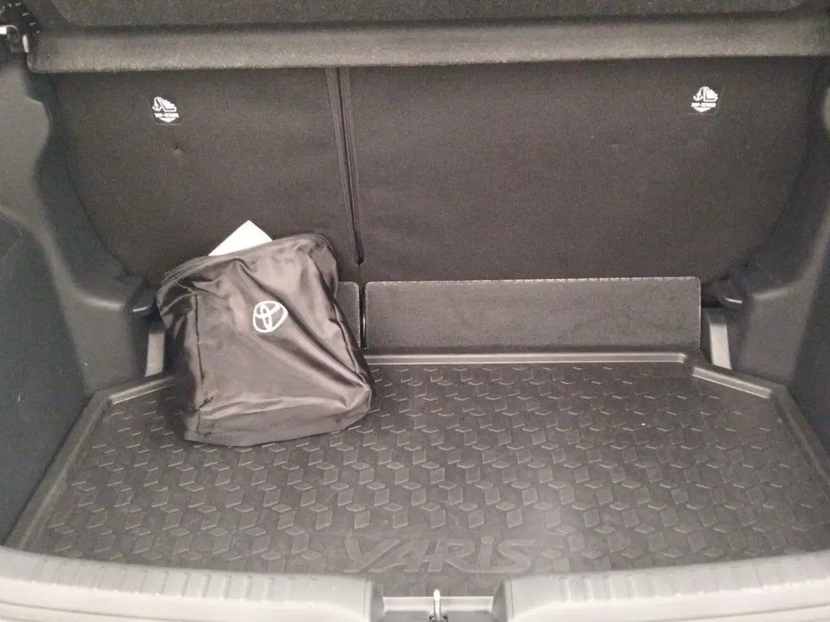 Toyota Yaris usata a Roma (6)