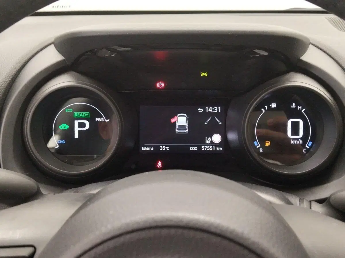 Toyota Yaris usata a Roma (9)