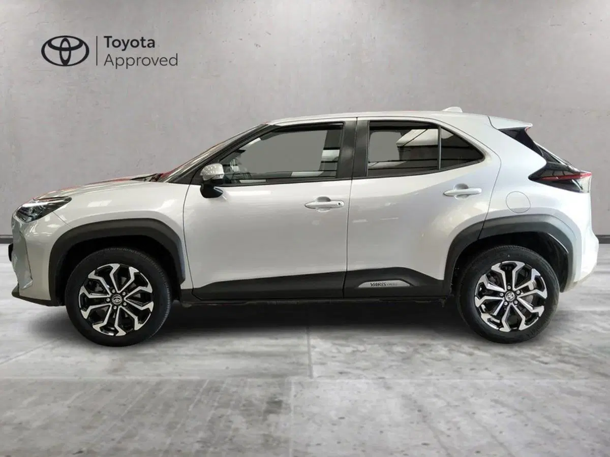 Toyota Yaris Cross usata a Roma (3)