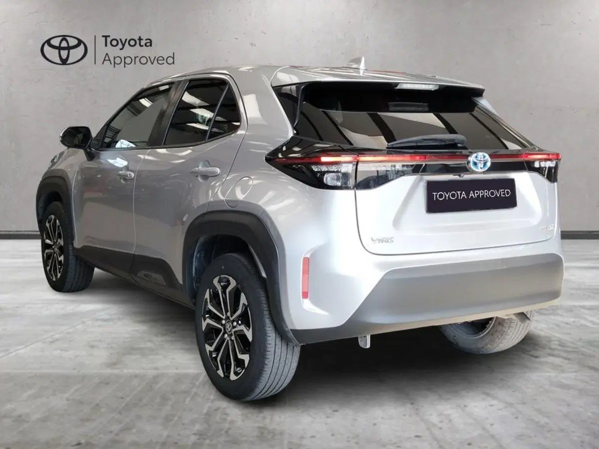 Toyota Yaris Cross usata a Roma (5)