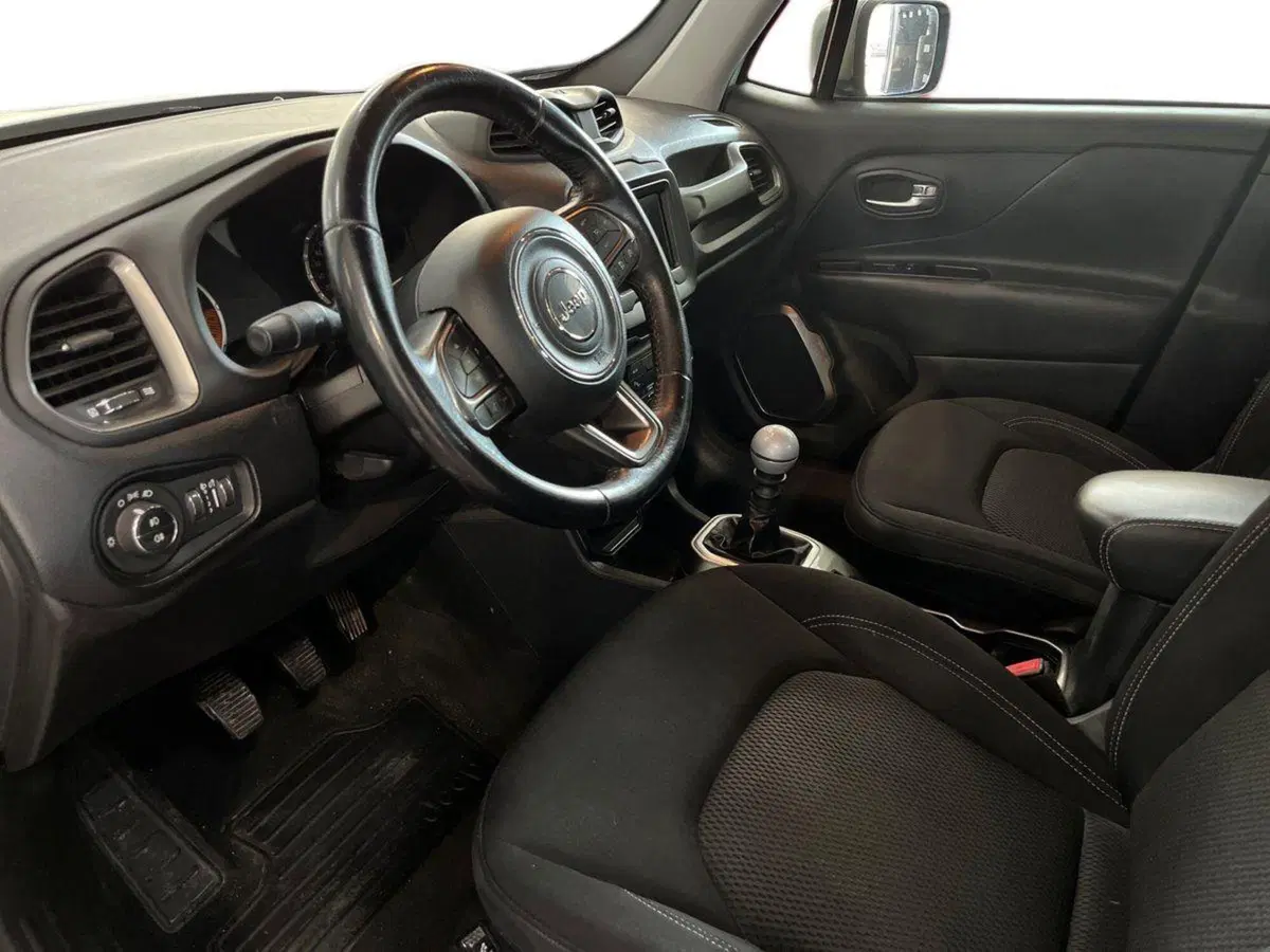 Jeep Renegade usata a Bari (10)