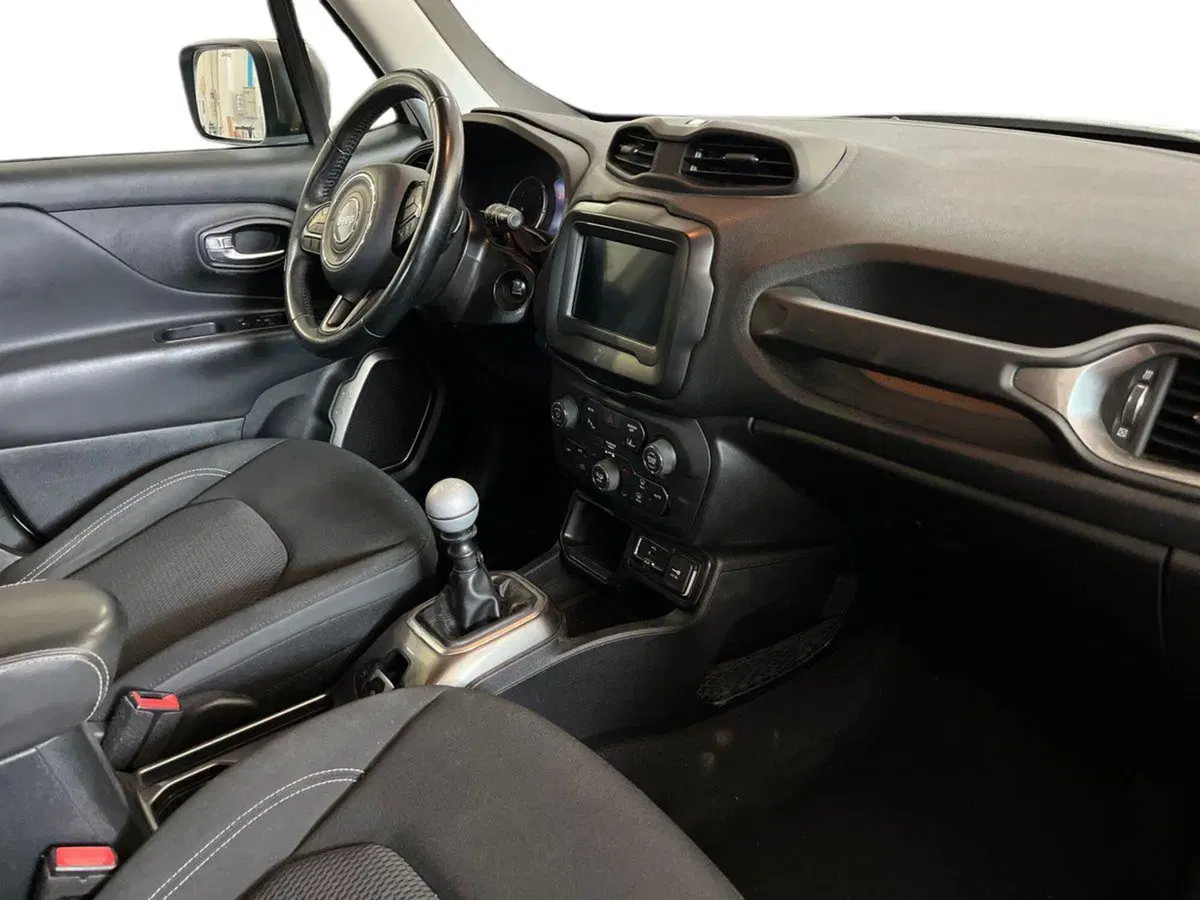Jeep Renegade usata a Bari (9)