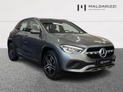 Mercedes-Benz GLA SUV 180 d Automatic Sport Plus del 2023 usata a Bari