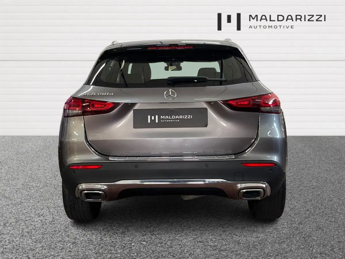 Mercedes-Benz GLA SUV usata a Bari (3)