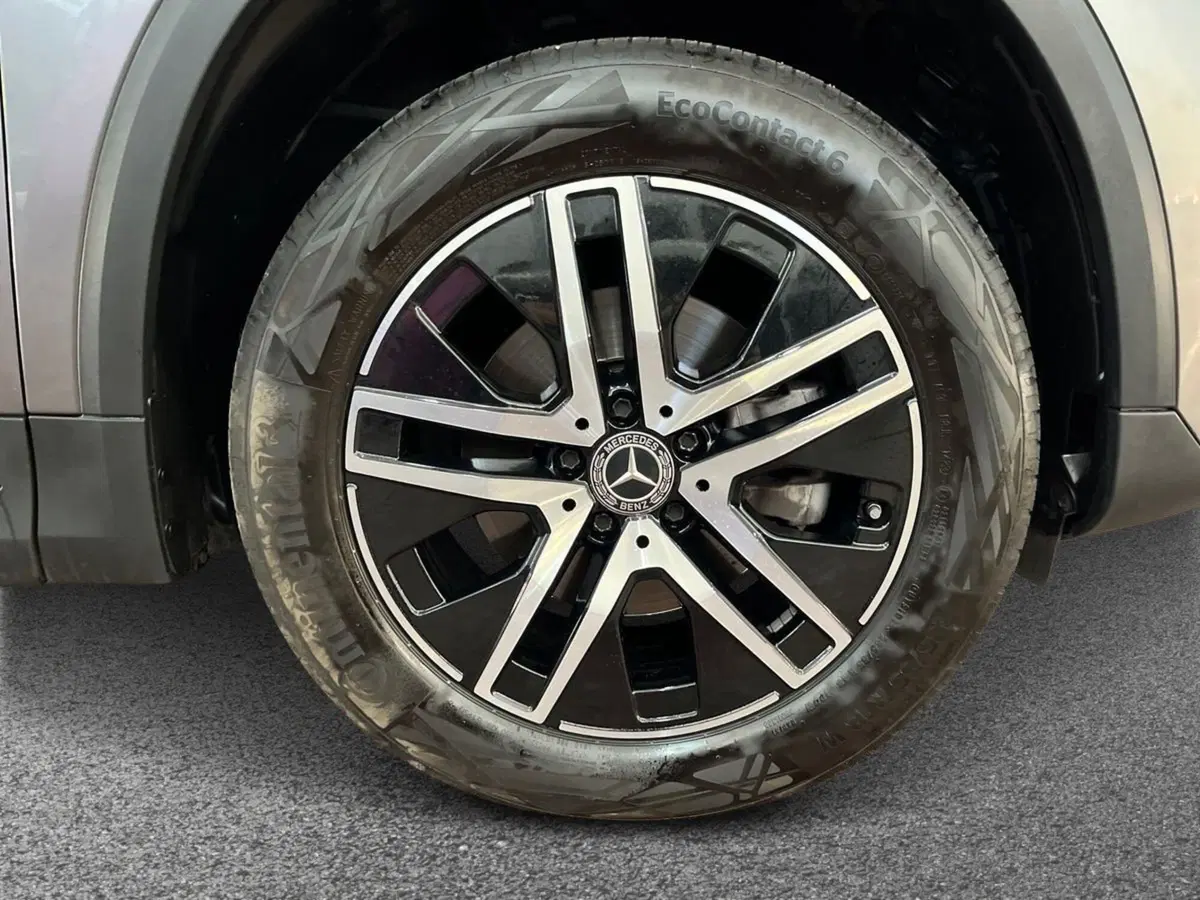 Mercedes-Benz GLA SUV usata a Bari (6)