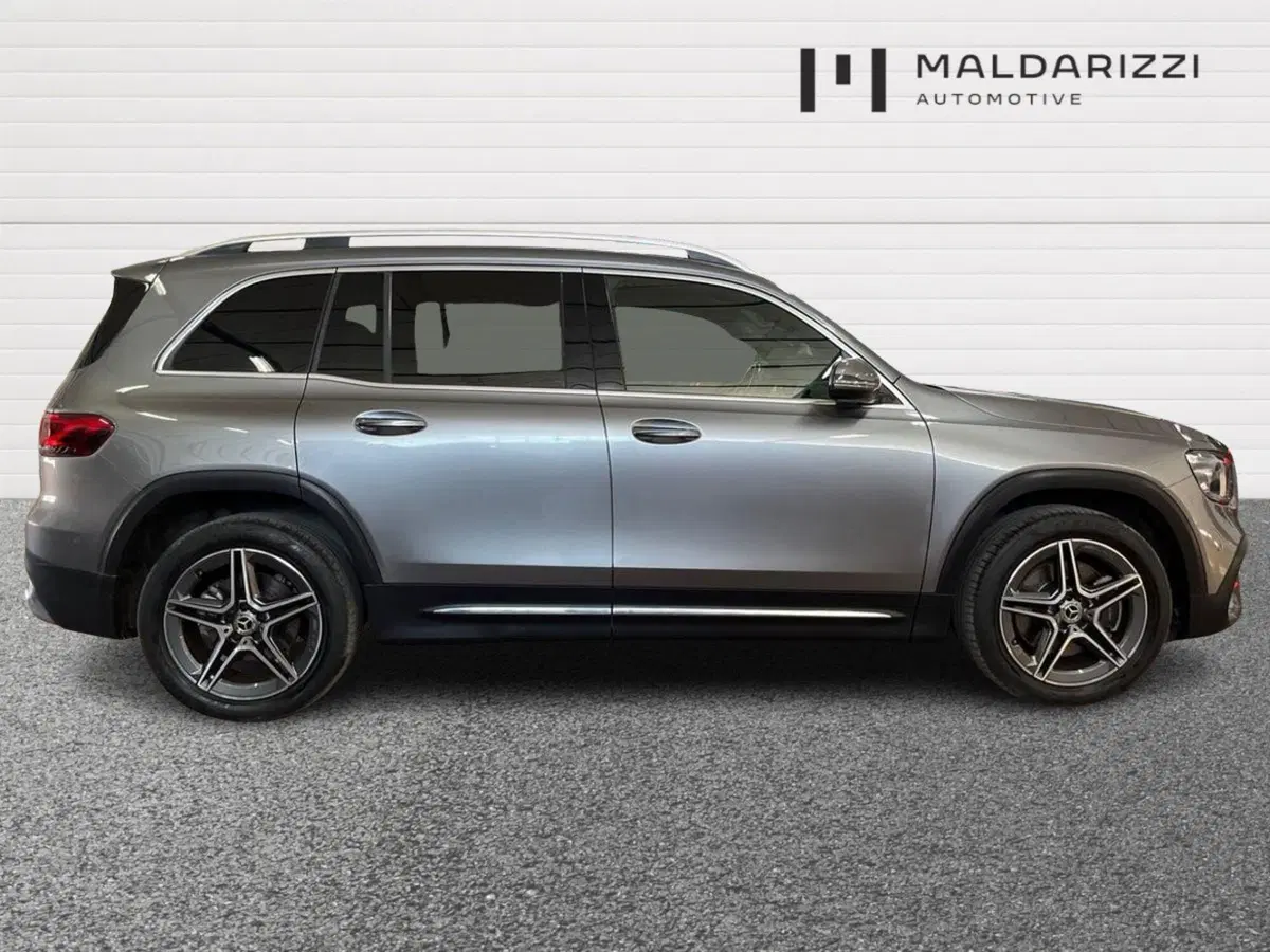 Mercedes-Benz GLB usata a Bari (5)