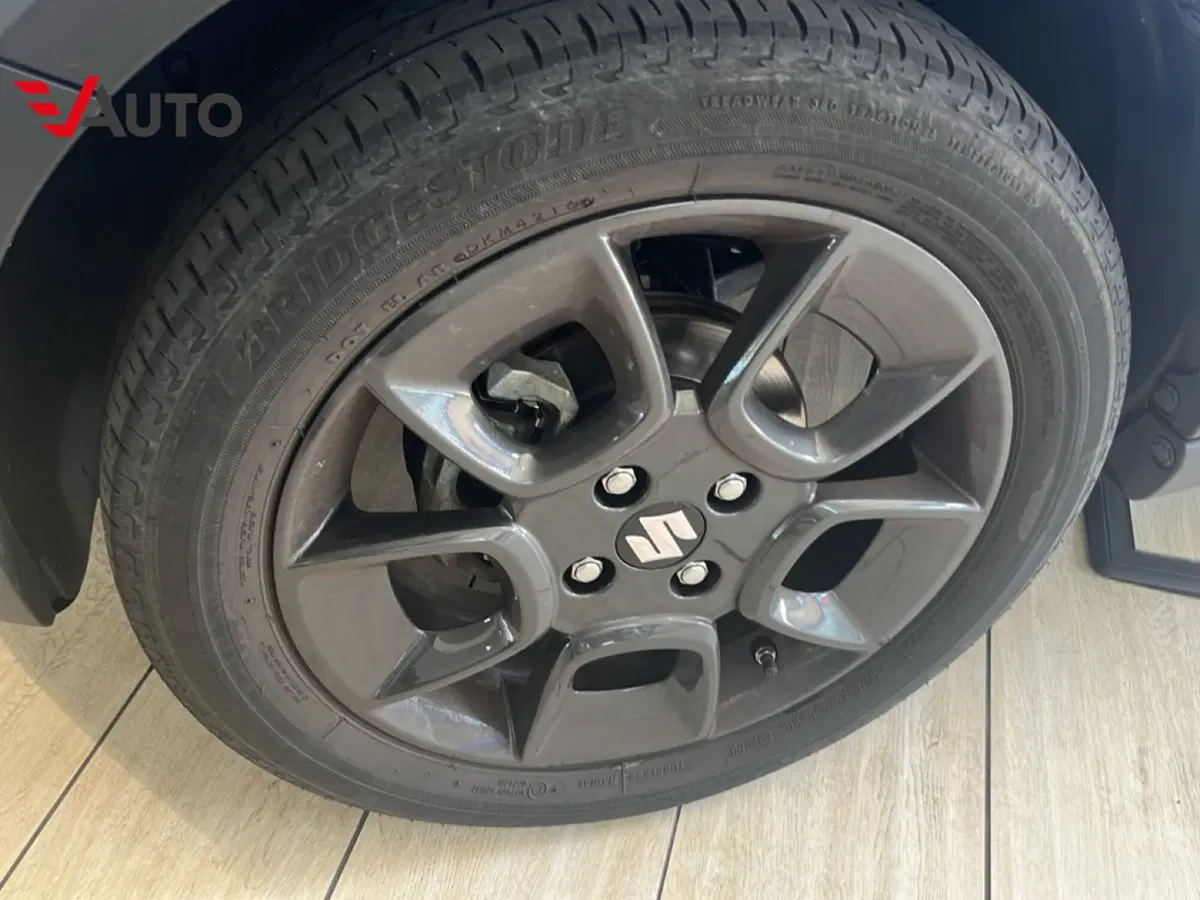Suzuki Ignis nuova a Vercelli (9)