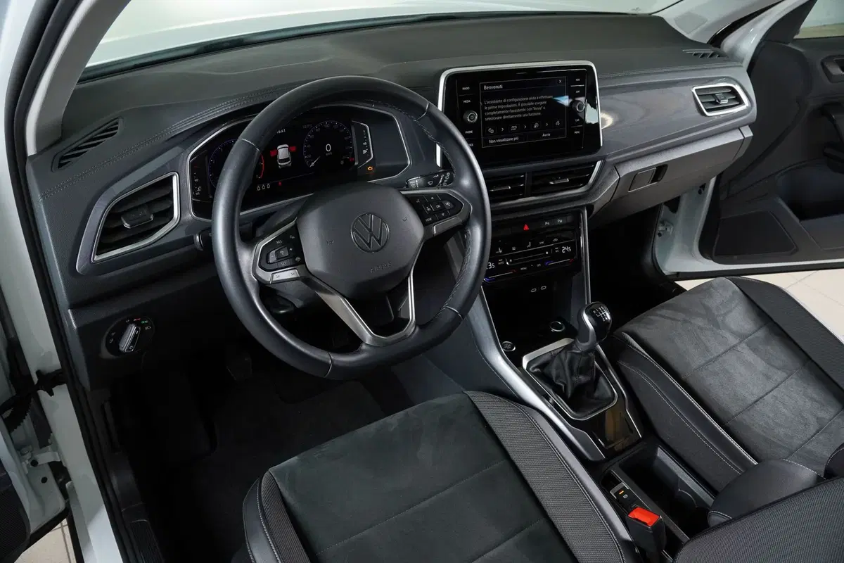 Volkswagen T-Roc usata a Perugia (15)